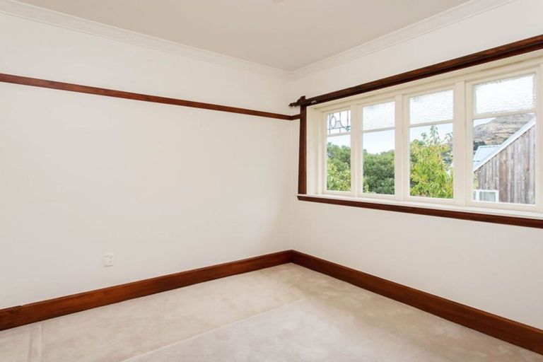 Photo of property in 3 Ripon Street, Lyttelton, 8082