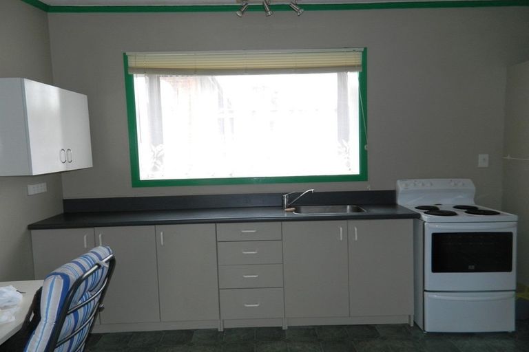 Photo of property in 111 Morton Street, Strathern, Invercargill, 9812