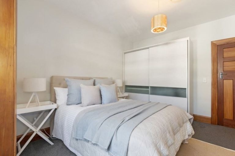 Photo of property in 24 Birdwood Avenue, Beckenham, Christchurch, 8023