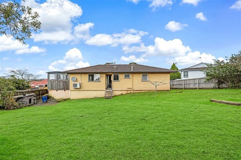 Photo of property in 64 West Harbour Drive, West Harbour, Auckland, 0618