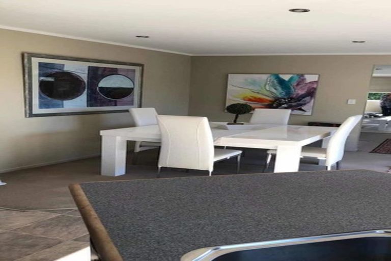 Photo of property in 31 Finchley Road, Torbay, Auckland, 0630