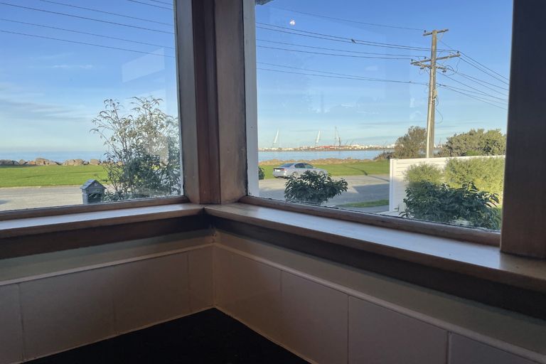 Photo of property in 19 Richmond Street, Waimataitai, Timaru, 7910