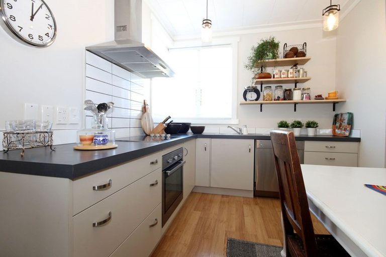 Photo of property in 18 Galway Street, Grasmere, Invercargill, 9810