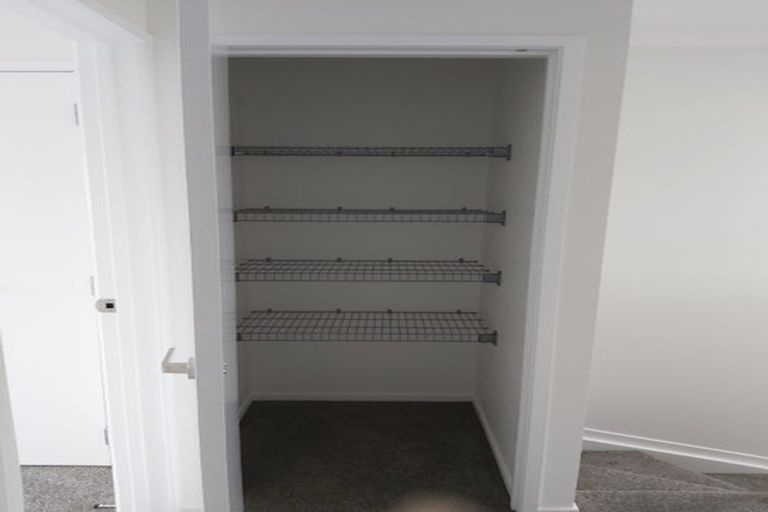 Photo of property in 32 Pennant Street, Long Bay, Auckland, 0630