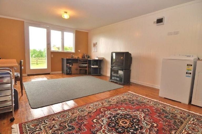 Photo of property in 274 Clevedon Kawakawa Road, Clevedon, Papakura, 2585