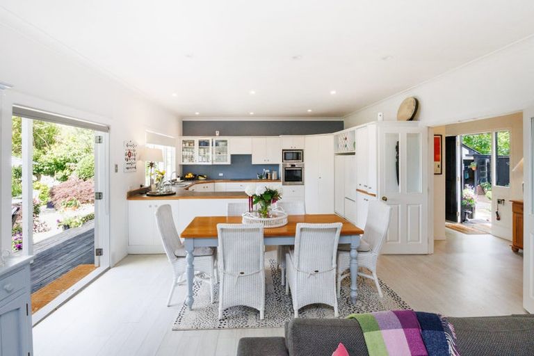 Photo of property in 208 Cambridge Avenue, Ashhurst, 4810