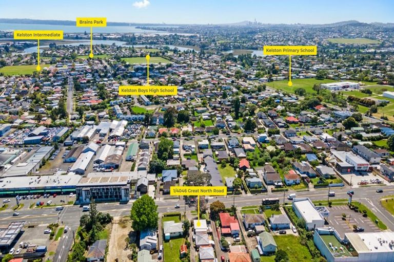 Photo of property in 1/4046 Great North Road, Glen Eden, Auckland, 0602