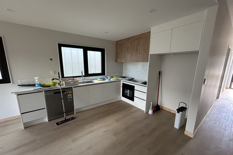 Photo of property in 5 Taukahiwi Road, Pukekohe, 2120