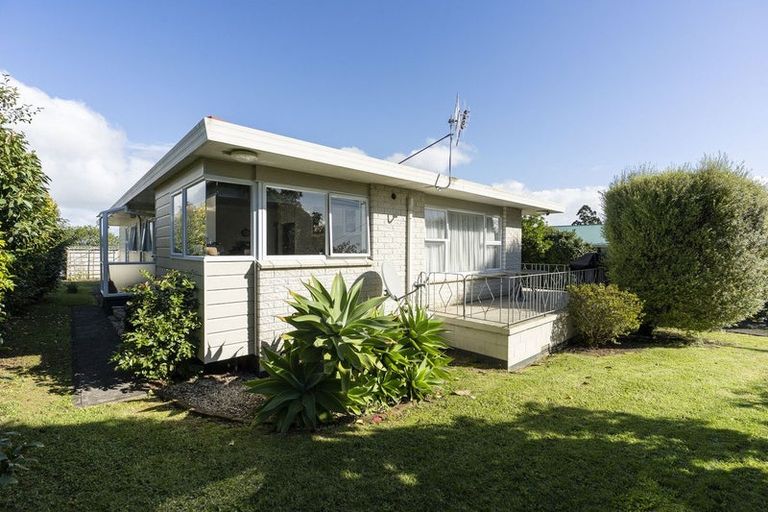Photo of property in 3 Sherwood Road, Onerahi, Whangarei, 0110