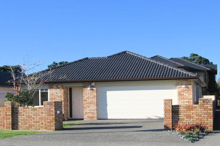 Photo of property in 165a Centreway Road, Orewa, 0931