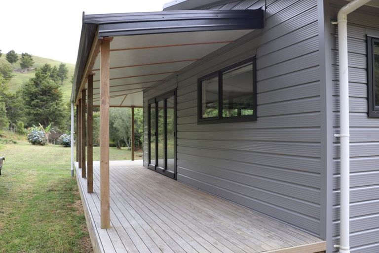 Photo of property in 356 Hailes Road, Whananaki, Hikurangi, 0181