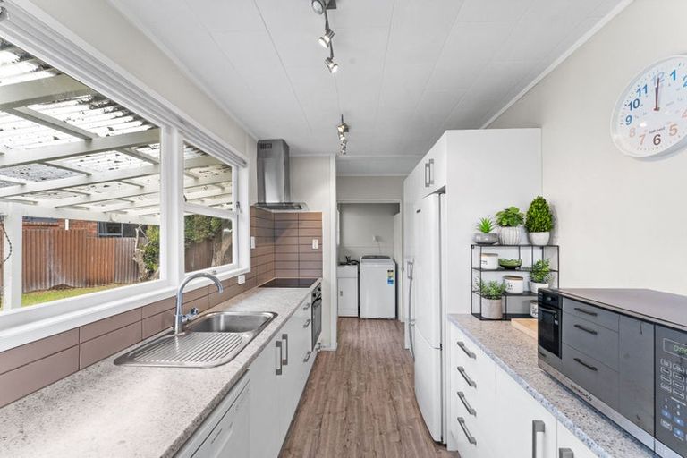 Photo of property in 7 Rainbow Place, Wattle Downs, Auckland, 2103