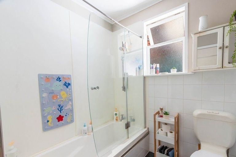 Photo of property in 103 Purnell Street, College Estate, Whanganui, 4500