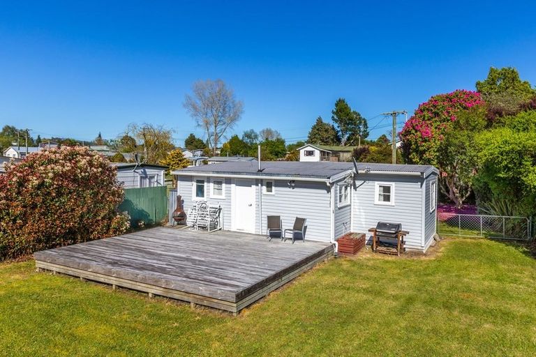 Photo of property in 104 Rangatira Drive, Mangakino, 3421