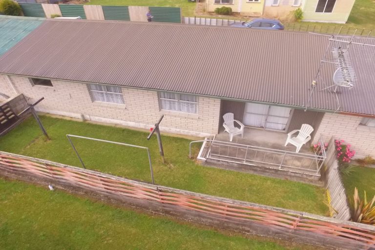 Photo of property in 2/12 Grey Street, Putaruru, 3411