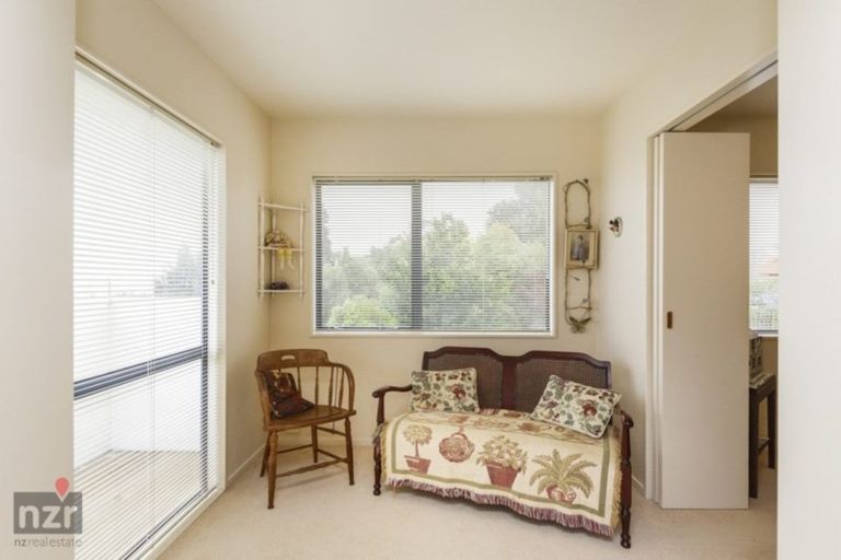 Photo of property in 16 Woodland Grove, Feilding, 4702