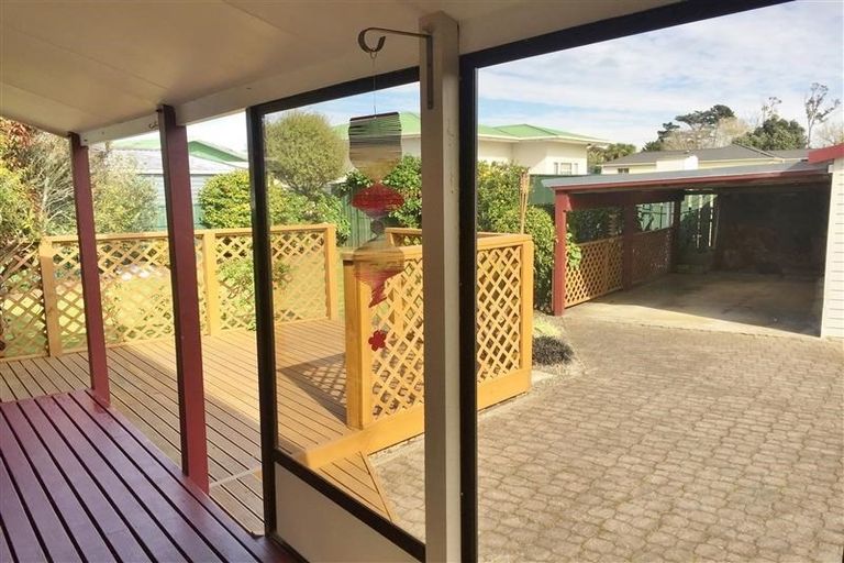 Photo of property in 12 Sheffield Place, Springvale, Whanganui, 4501