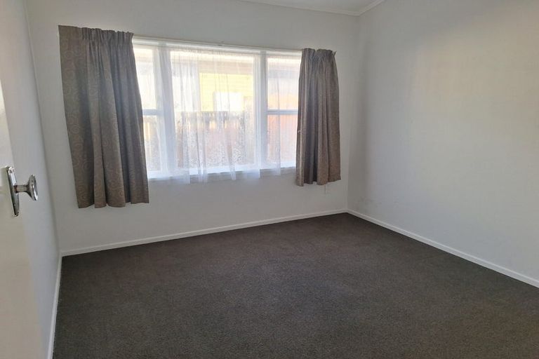 Photo of property in 21a Oregon Drive, Maoribank, Upper Hutt, 5018