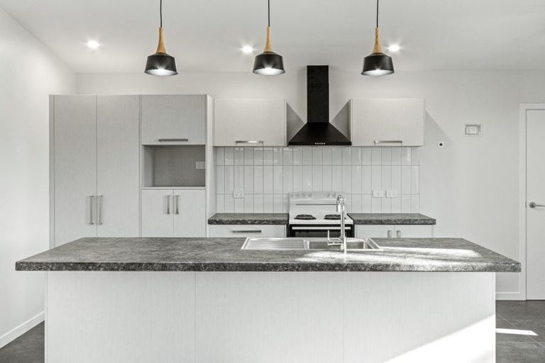 Photo of property in 5 Jeffares Place, Taradale, Napier, 4112