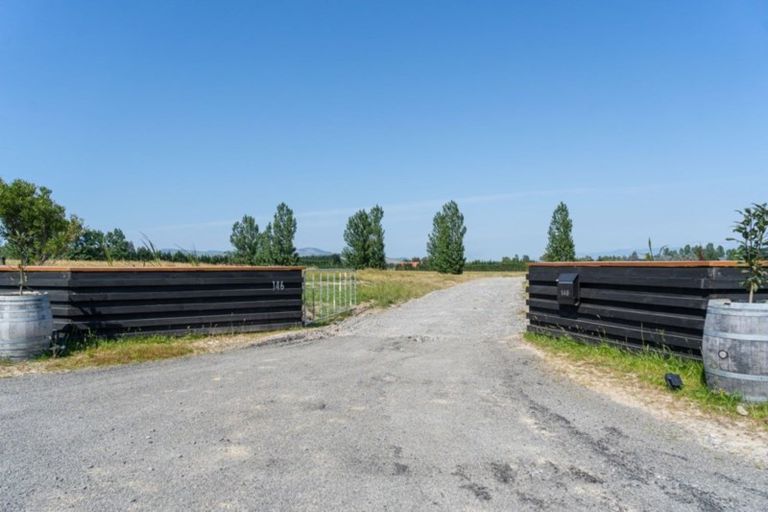 Photo of property in 146 White Rock Road, Martinborough, 5781