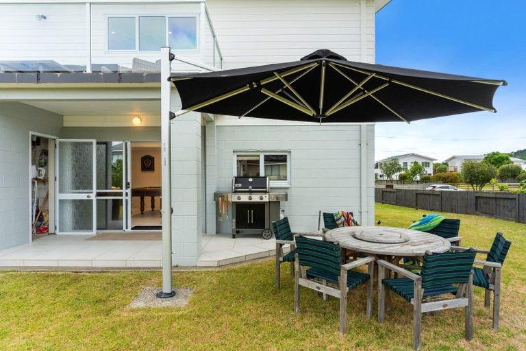 Photo of property in 107 Rangi Avenue, Whangamata, 3620