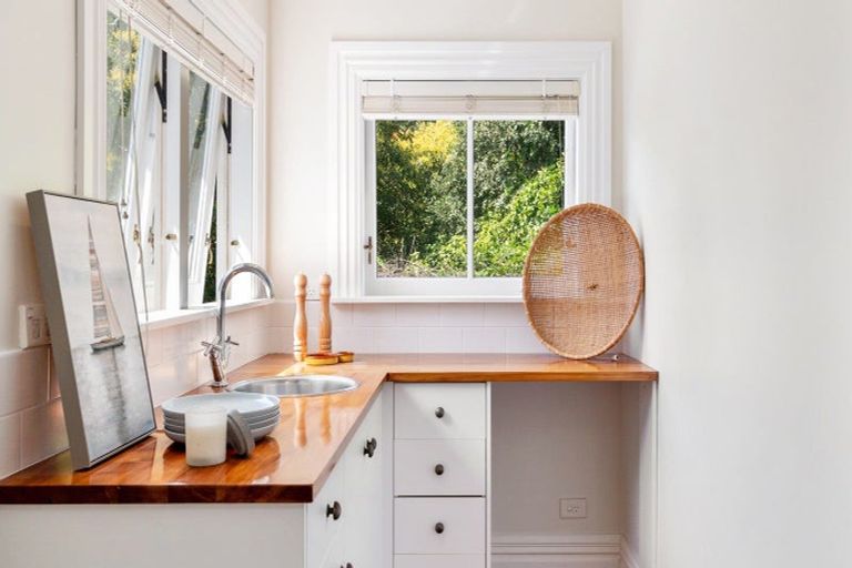 Photo of property in 36 Pahoia Beach Road, Whakamarama, Tauranga, 3172