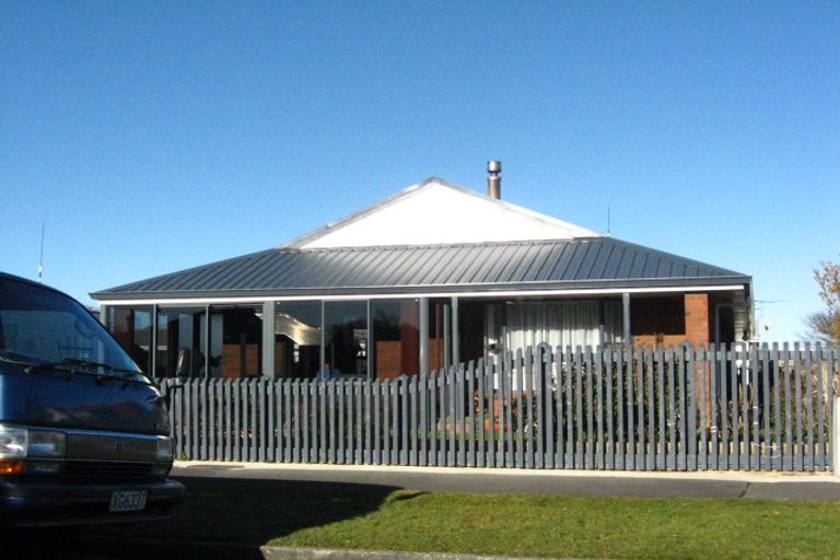 Photo of property in 79 Robertson Street, Richmond, Invercargill, 9810