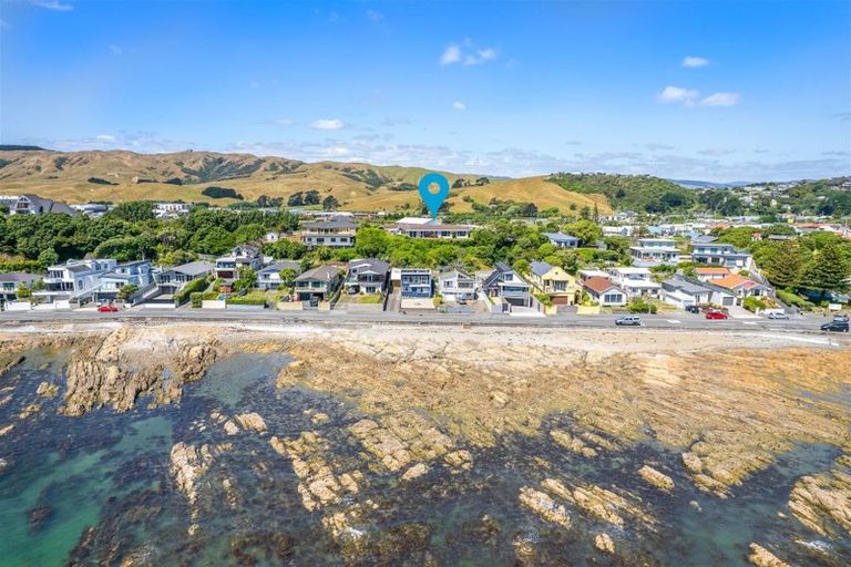 Photo of property in 11 Motuhara Road, Plimmerton, Porirua, 5026