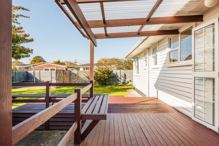 Photo of property in 4 Tingey Place, Awapuni, Palmerston North, 4412