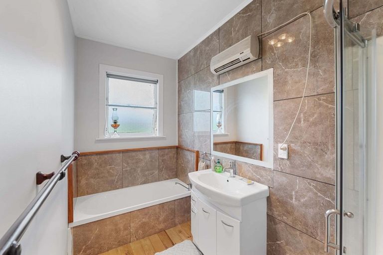 Photo of property in 4 Denbigh Road, Midhirst, Stratford, 4394