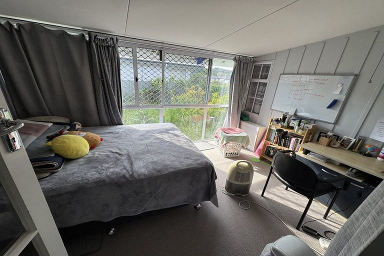 Photo of property in 12 O'dowd Road, Taradale, Napier, 4112