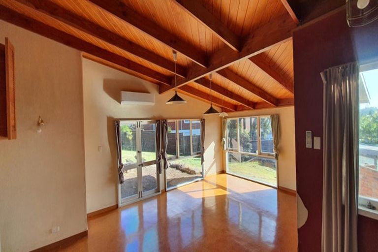 Photo of property in 57 Ocean View Road, Hillcrest, Auckland, 0627