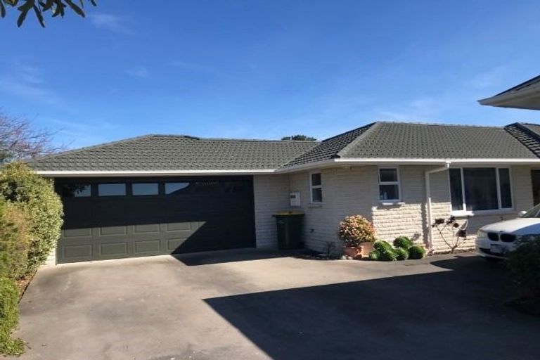 Photo of property in 17a Karaka Street, Merrilands, New Plymouth, 4312
