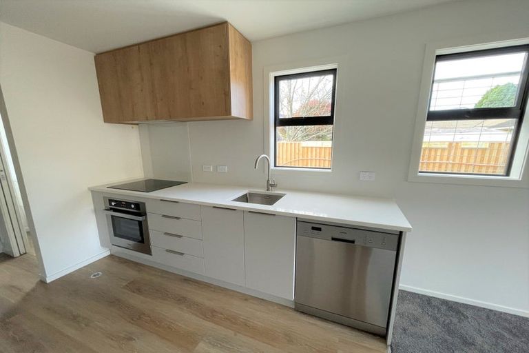 Photo of property in 5/240 Stokes Valley Road, Stokes Valley, Lower Hutt, 5019