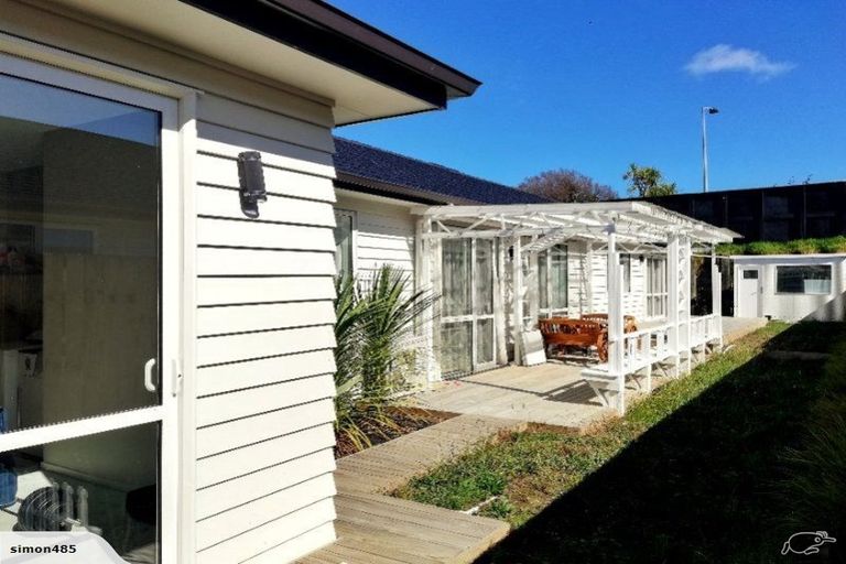 Photo of property in 23 Ahorangi Road, Silverdale, 0932