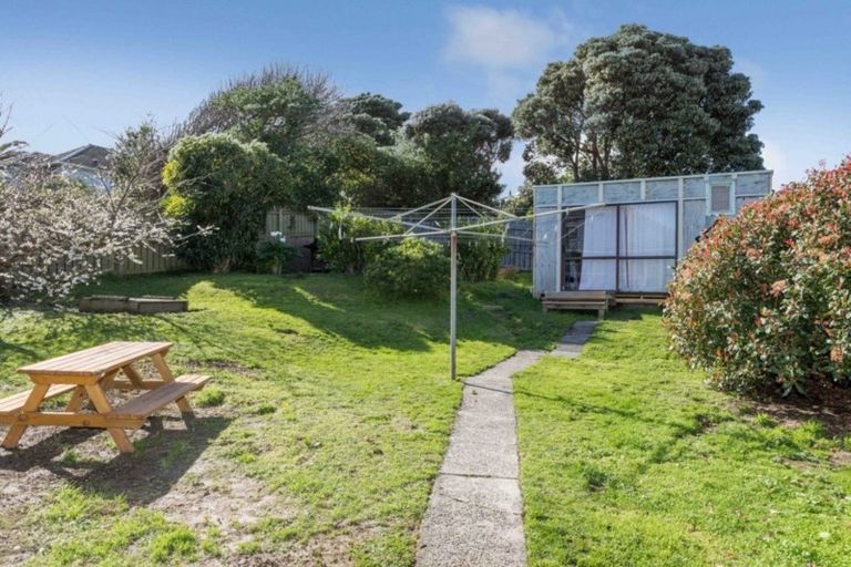 Photo of property in 50 Dimock Street, Titahi Bay, Porirua, 5022