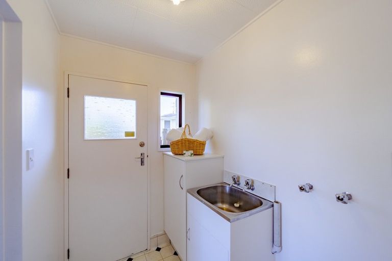 Photo of property in 200 Frimley Avenue, Frimley, Hastings, 4120