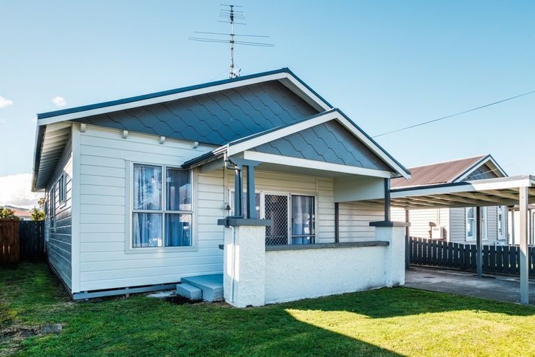 Photo of property in 247 Kahutia Street, Gisborne, 4010