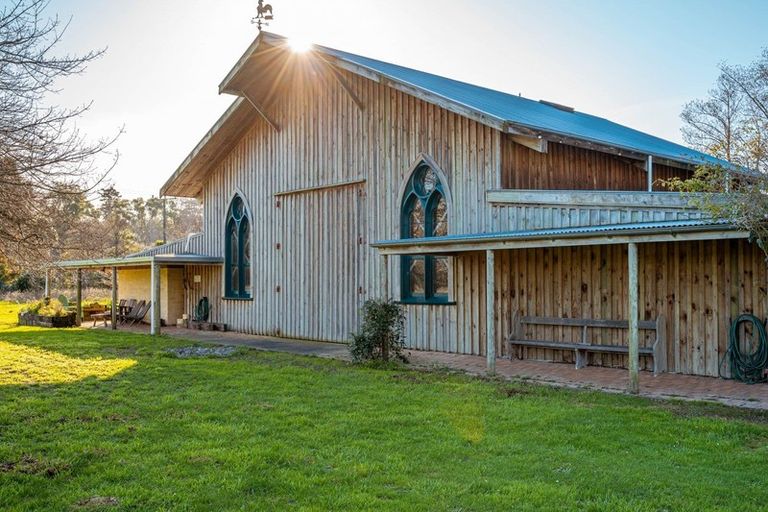 Photo of property in 106 Longwood Road East, South Featherston, Featherston, 5771