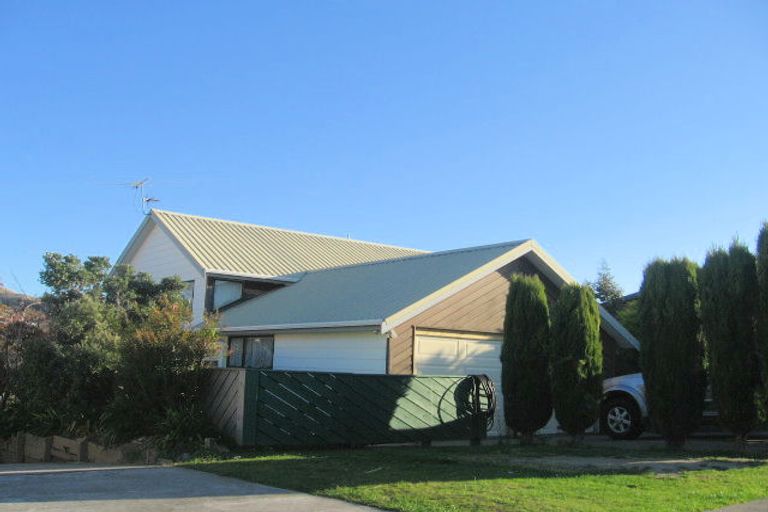 Photo of property in 15 Barque Crescent, Whitby, Porirua, 5024