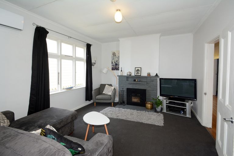 Photo of property in 21 Atkinson Street, South Dunedin, Dunedin, 9012