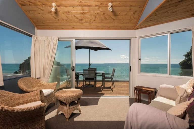 Photo of property in 131 Karewa Parade, Papamoa Beach, Papamoa, 3118