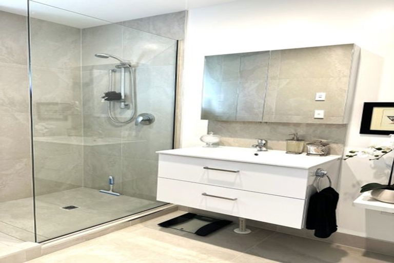 Photo of property in 54a Lonsdale Street, New Brighton, Christchurch, 8083