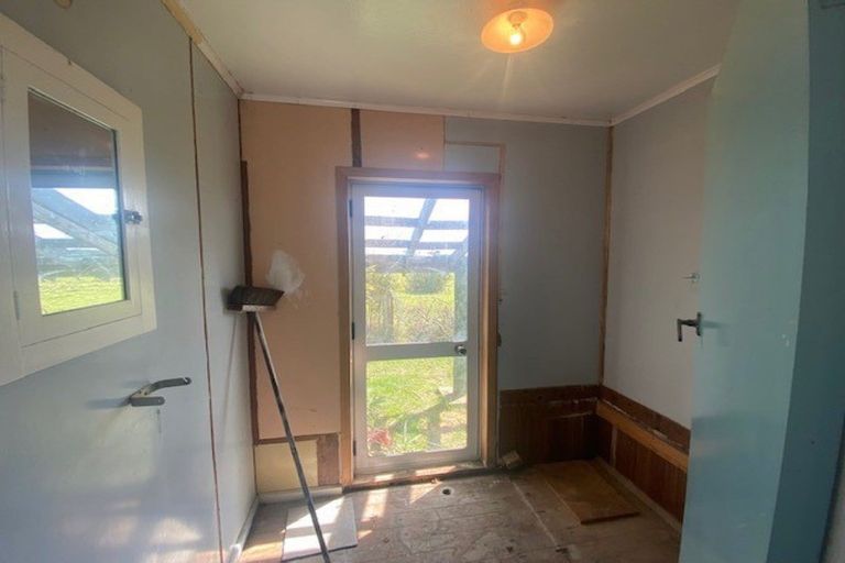 Photo of property in 100 Oki Street, Oreti Beach, Invercargill, 9879