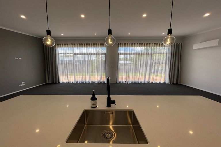 Photo of property in 8 Mersey Street, Rongotea, 4476