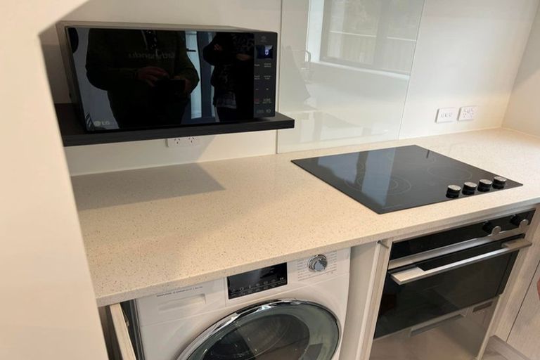 Photo of property in 2/148 Riverside Drive, Waiwhetu, Lower Hutt, 5010