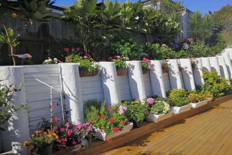 Photo of property in 11 Agnew Place, Albany, Auckland, 0632