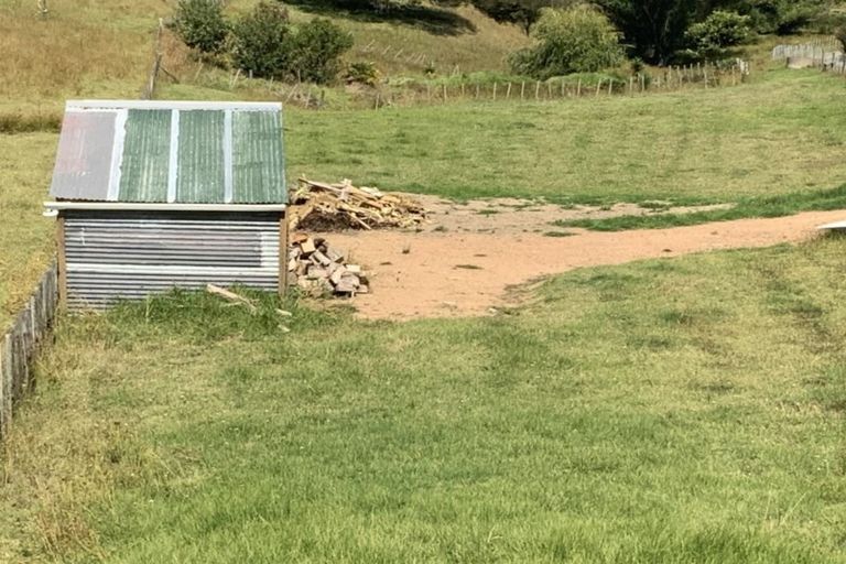 Photo of property in 18 Ross Road, Parua Bay, Onerahi, 0192