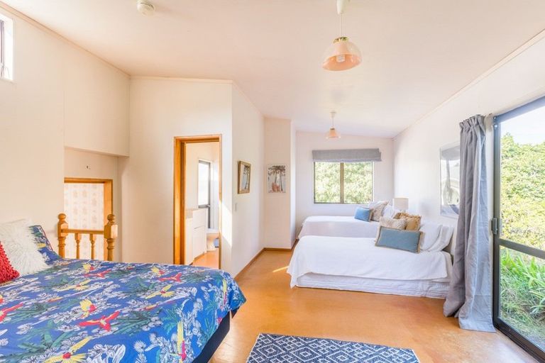 Photo of property in 27 Koromiko Street, Otaki Beach, Otaki, 5512
