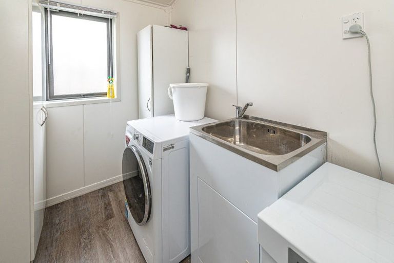 Photo of property in 79a Matai Street, Castlecliff, Wanganui, 4501